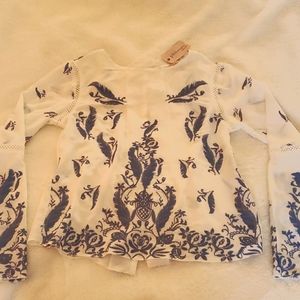 NWT Philosophy GORGEOUS Blouse